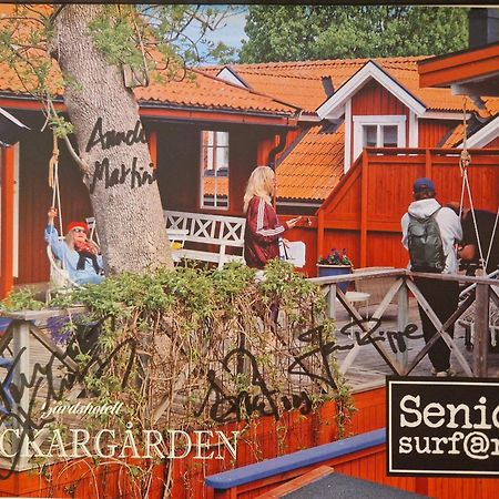 Gardshotell Klockargarden Oeregrund Exterior foto